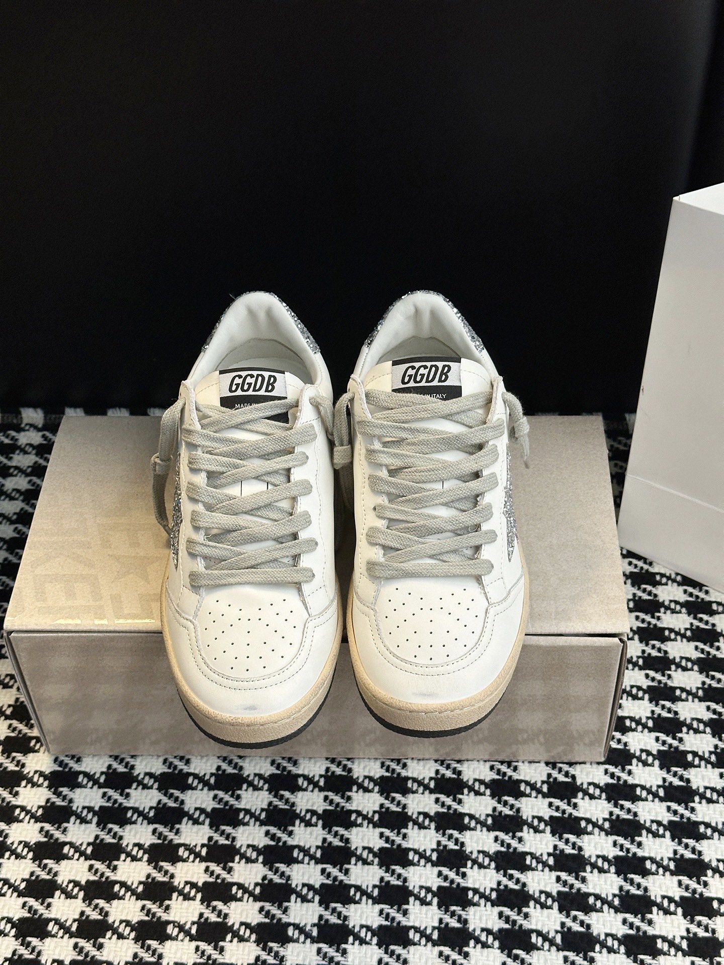 Golden Goose Sneaker(EU35-40)