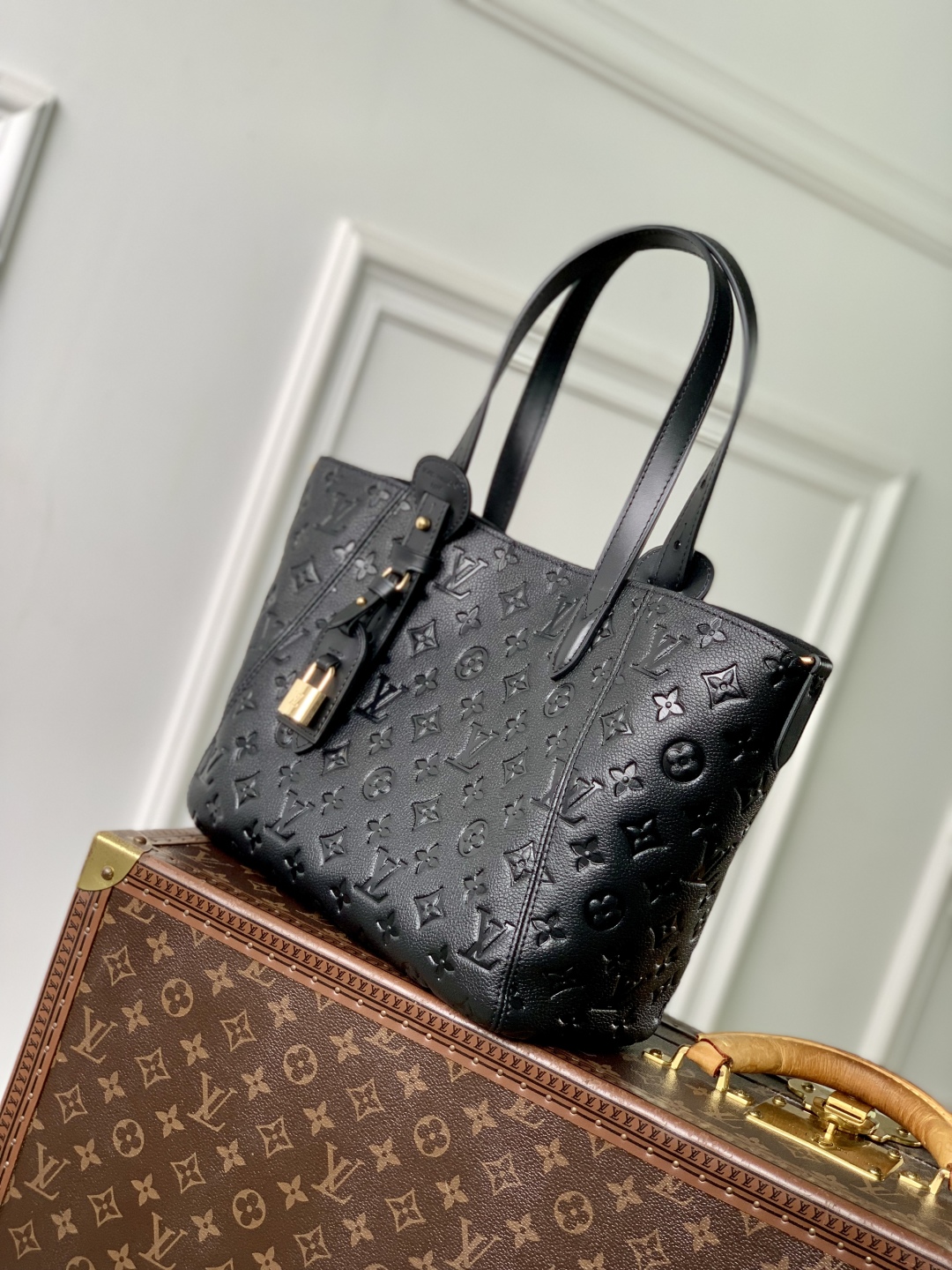 L0vis Vvtt0n Monogram Empreinte-22 x 15 x 40CM