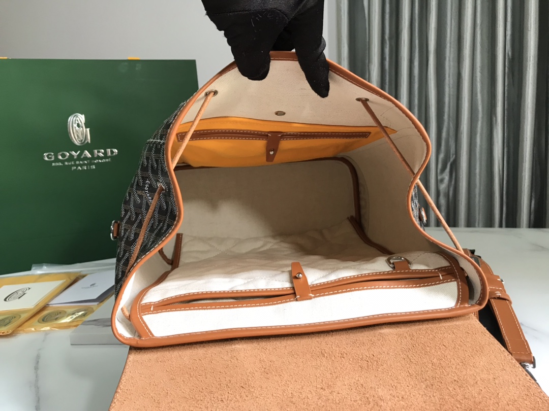 G09ard Alpin Bag -39x32x15.5cm