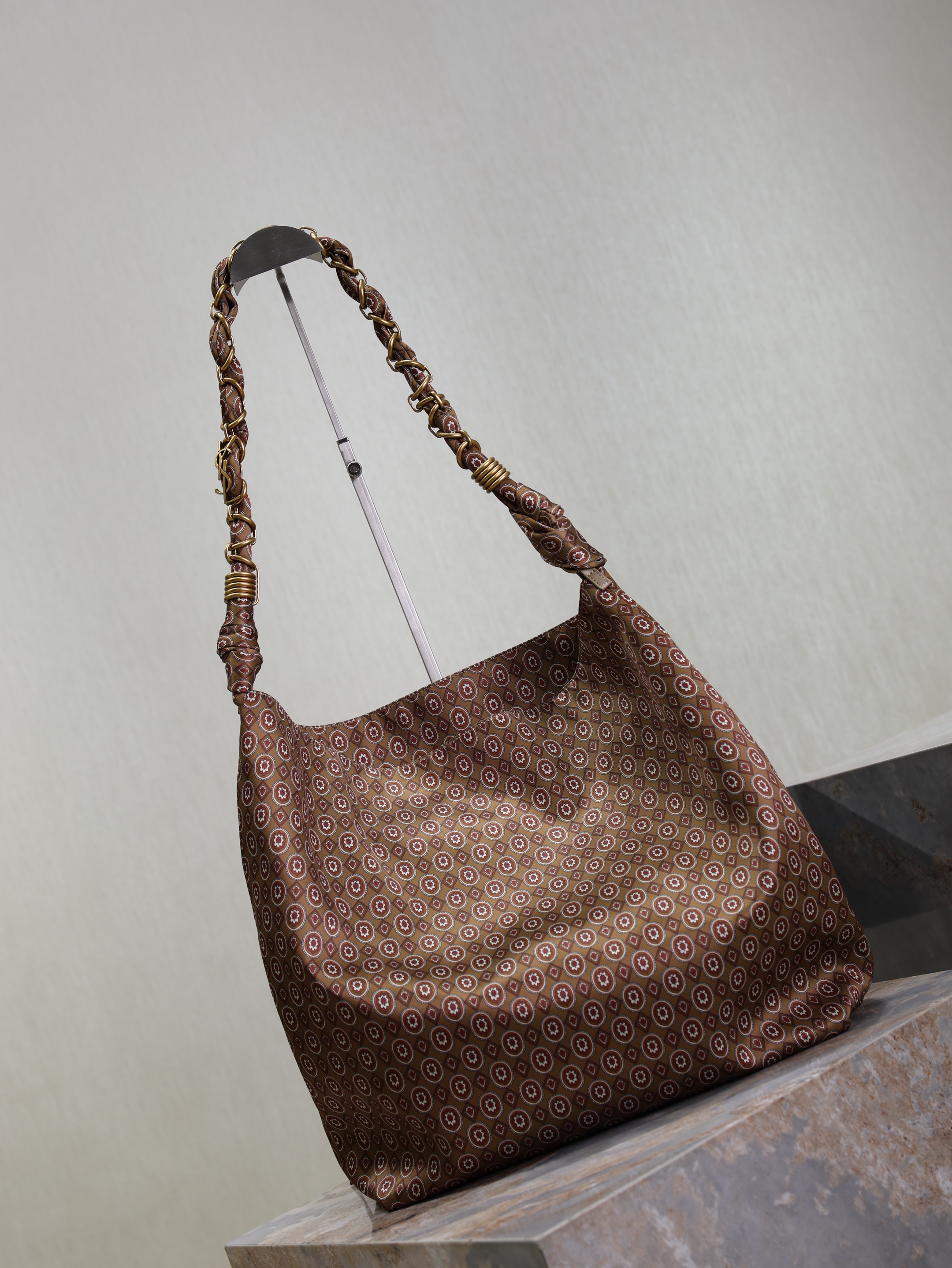 Y51 le cassandre- 40×50×1cm