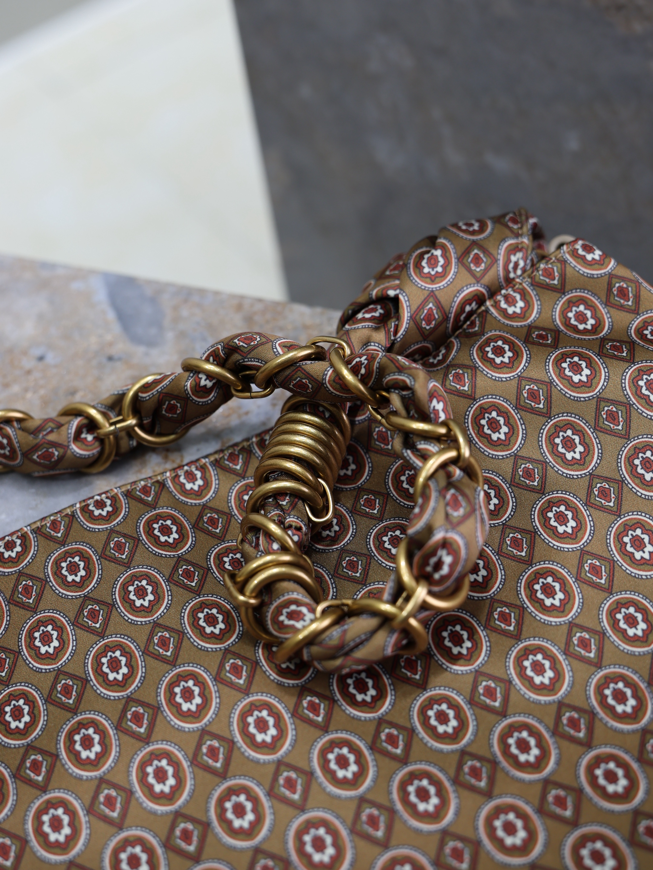 Y51 le cassandre- 40×50×1cm