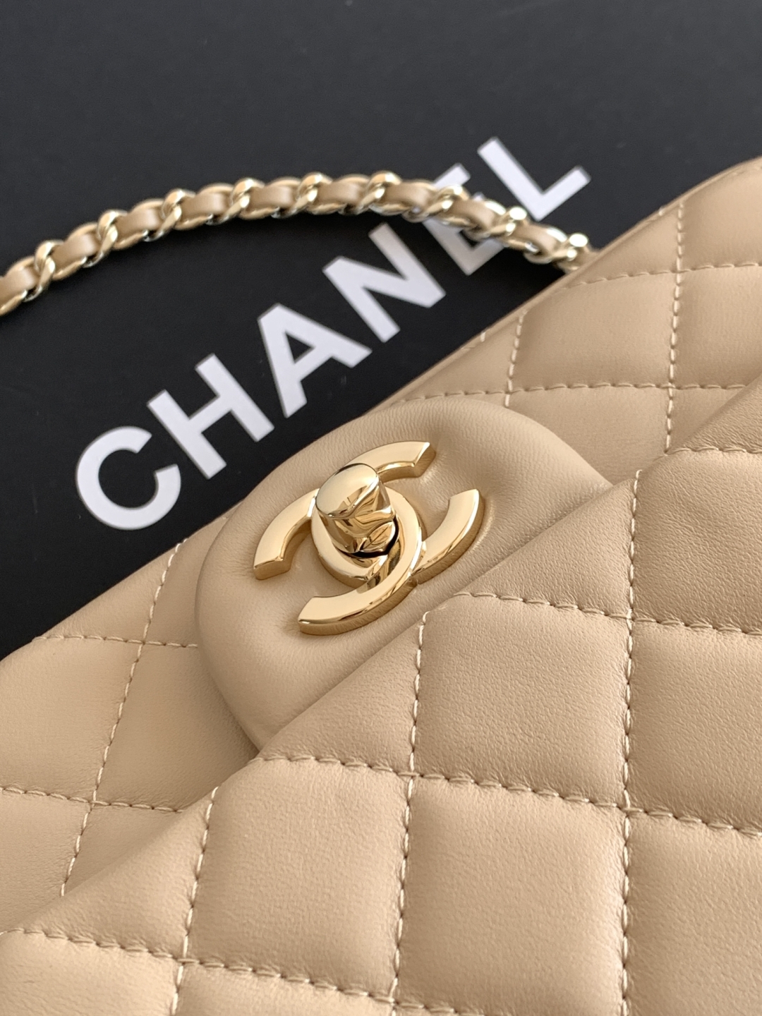 Ch@nel Flap Bag Mini CF handle -20x12x6cm