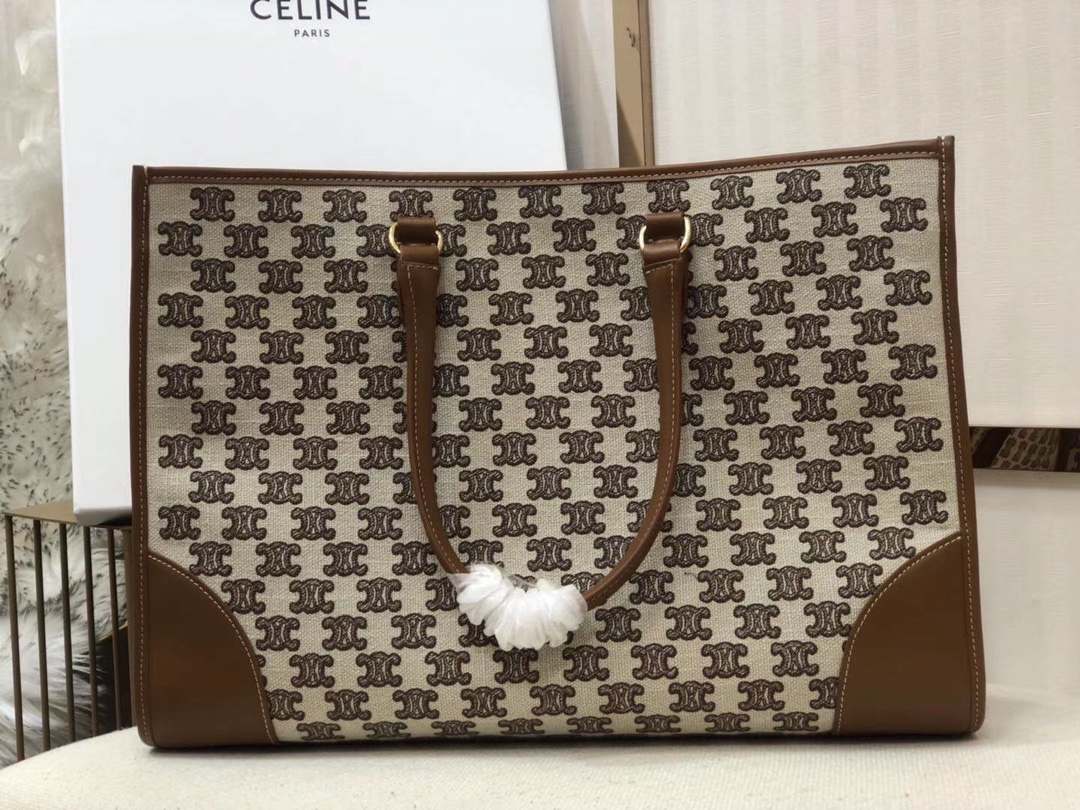 Celin Cabas Triomphe Tote-43*31* 15CM