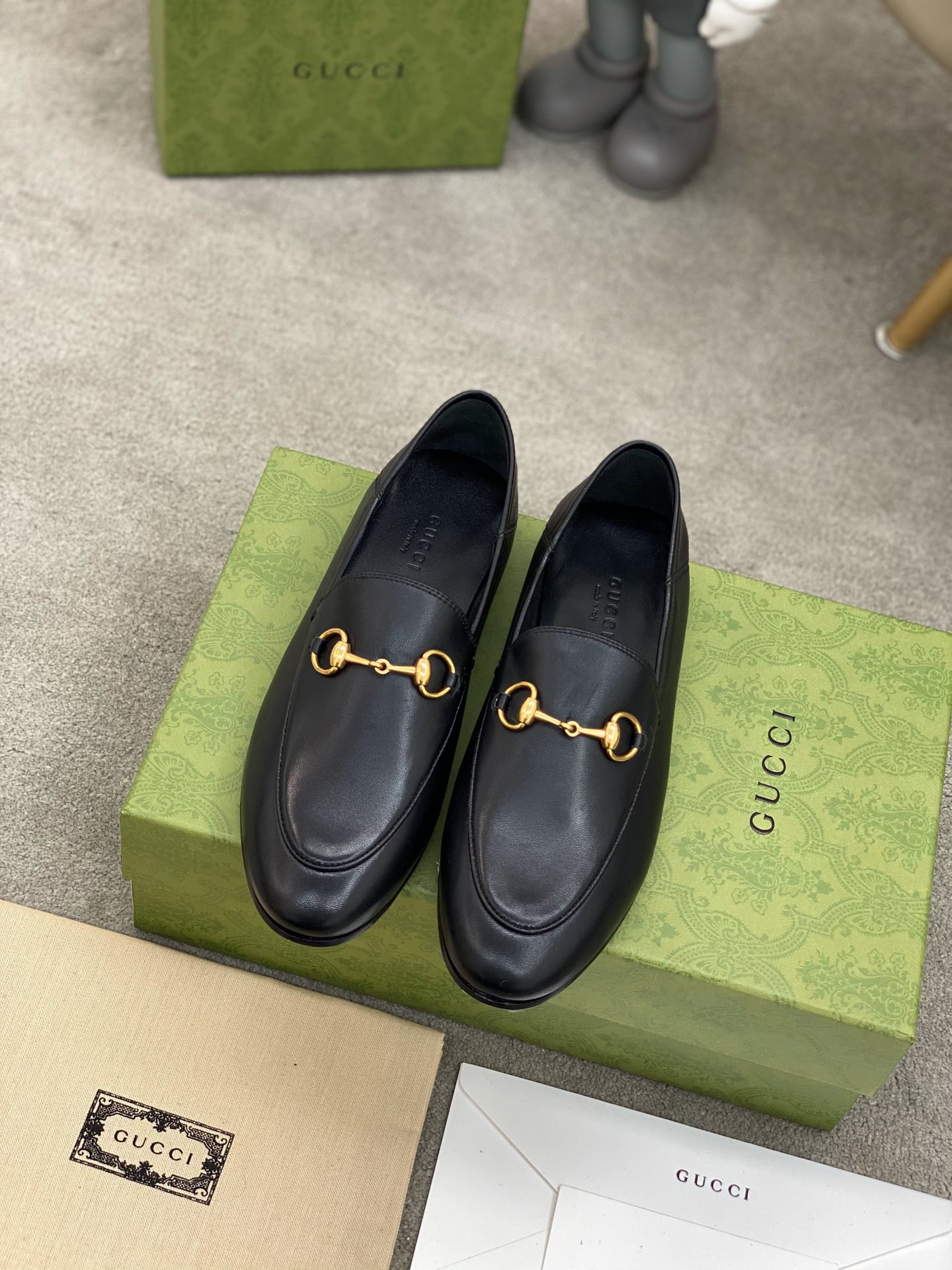 G*u*i loafers
