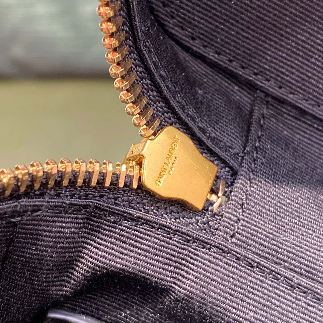 Y*L vanity bag-14.5x16.5x9cm